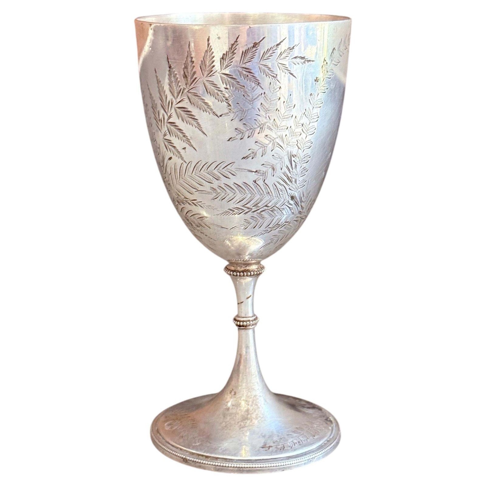 Gegraveerde bokaal / decoratieve wijnkelk, vintage verzilverd glaswerk