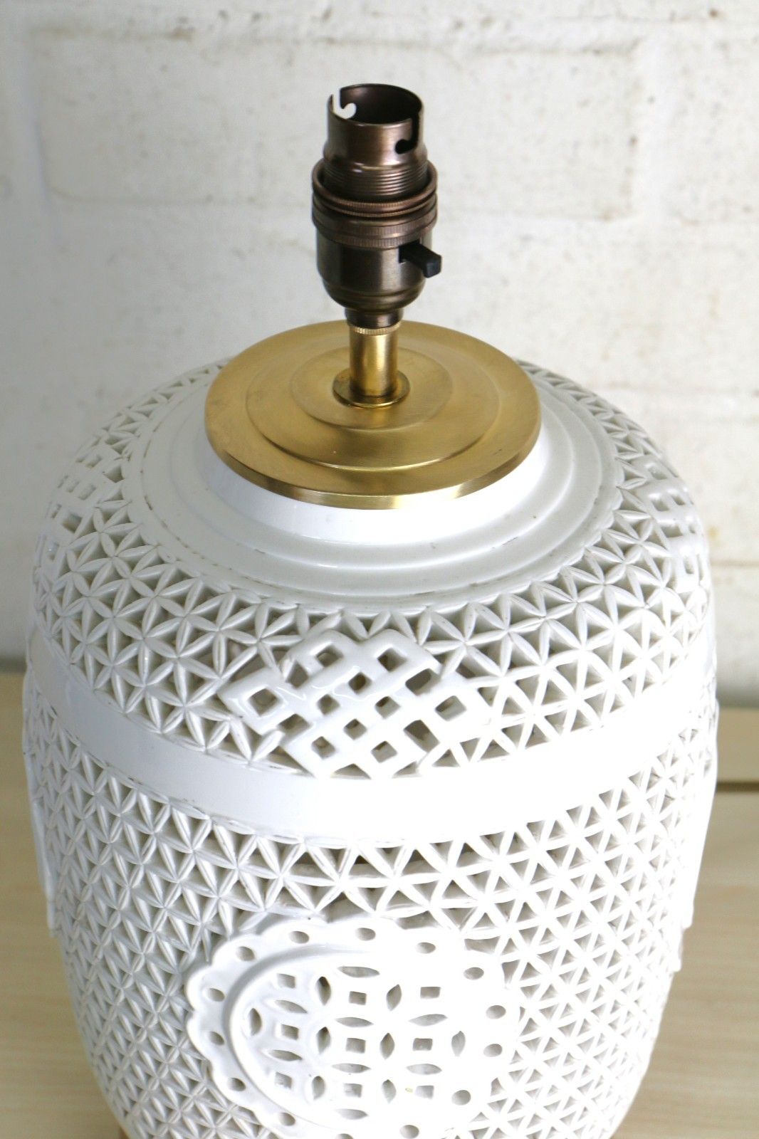 Table Lamp Oriental Blanc De Chine Reticulated Chinese Ceramic Lamp 20th C. photo for sale