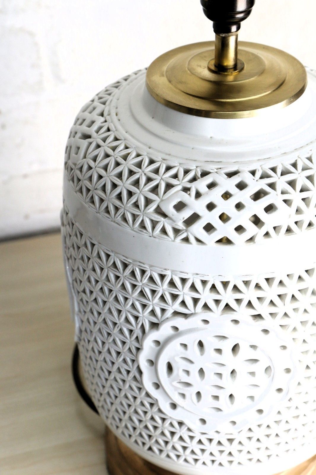 photo furniture Table Lamp Oriental Blanc De Chine Reticulated Chinese Ceramic Lamp 20th C.