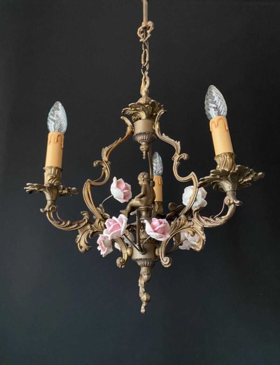 Lustre d'époque en porcelaine et laiton photo 425.0