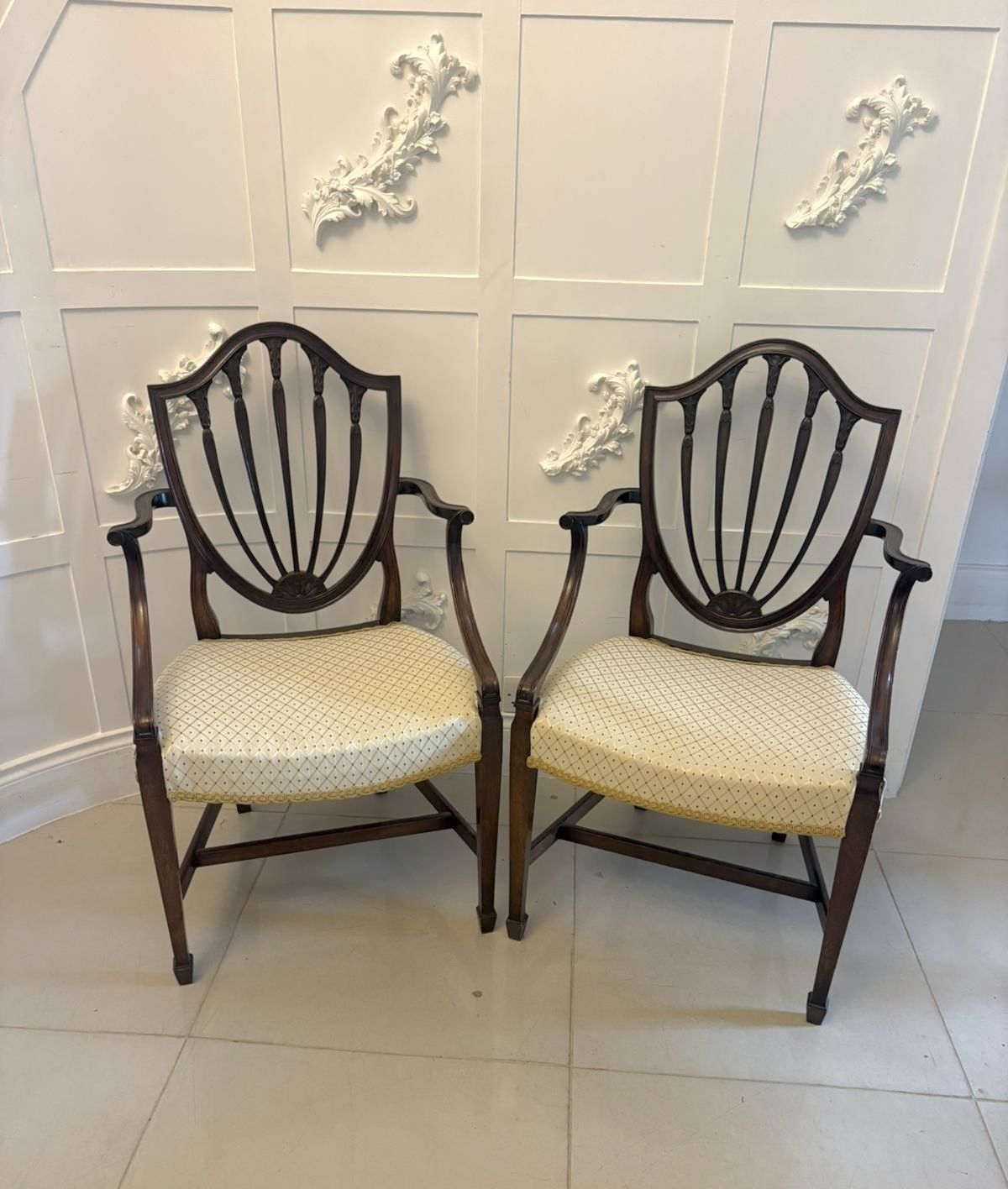 Antique English Early 20th Century Maple & Co Mahogany Shield Back Dining Chairs Set Of 10 photo vinterior