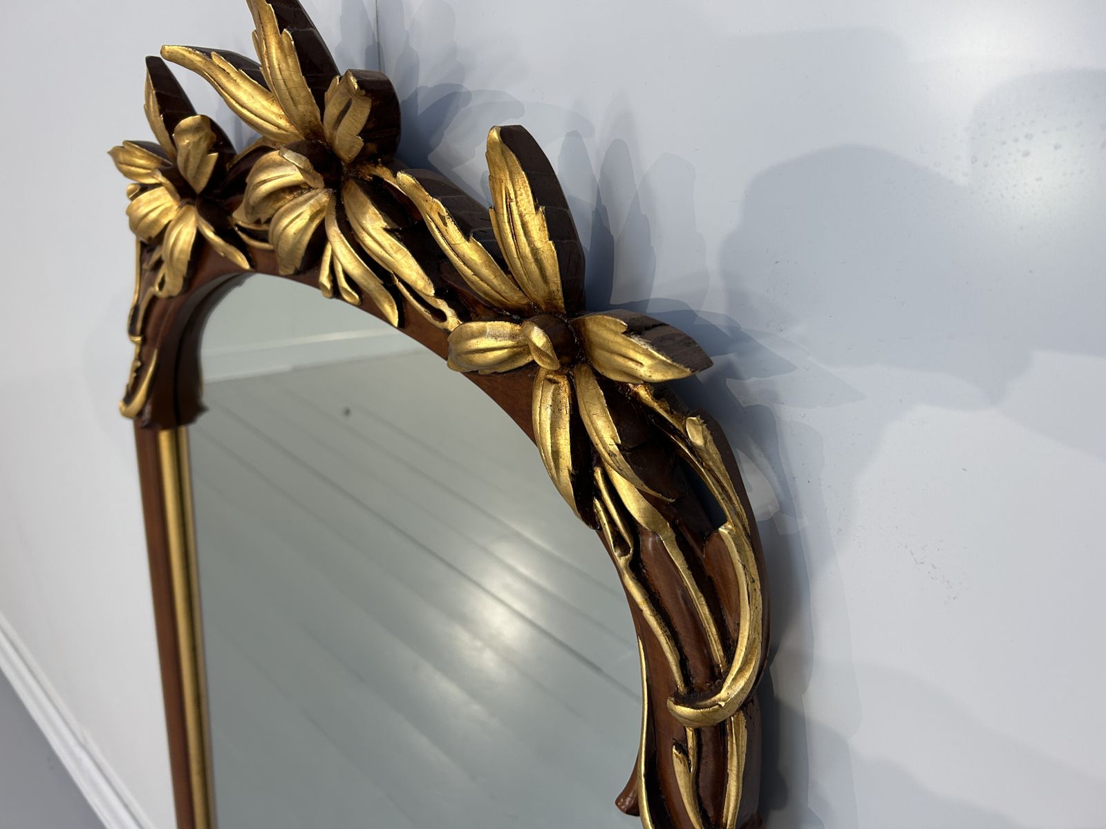 Asnaghi Carved Wood And Gilt Wall Mirror photo 2730.0