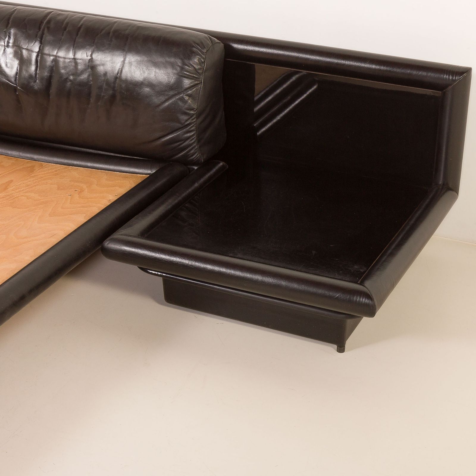 Morna Bed With Bedside Tables By Afra & Tobia Scarpa For Molteni, 1970s photo vintage