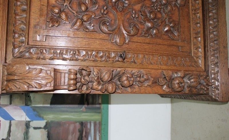 photo for sale Buffet Dressoir Oak   20th Renaissance Taste