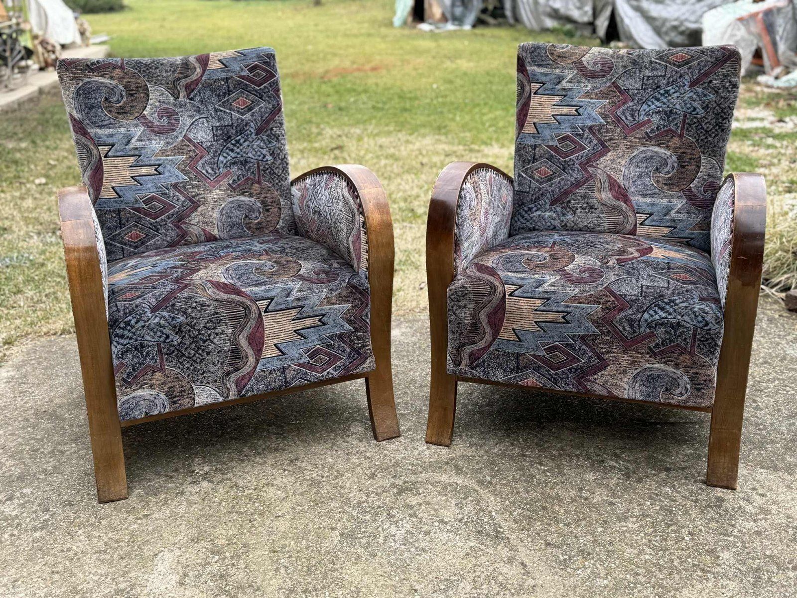 Art Deco loungestoelen met gebogen houten armleuningen, jaren 1930, set van 2