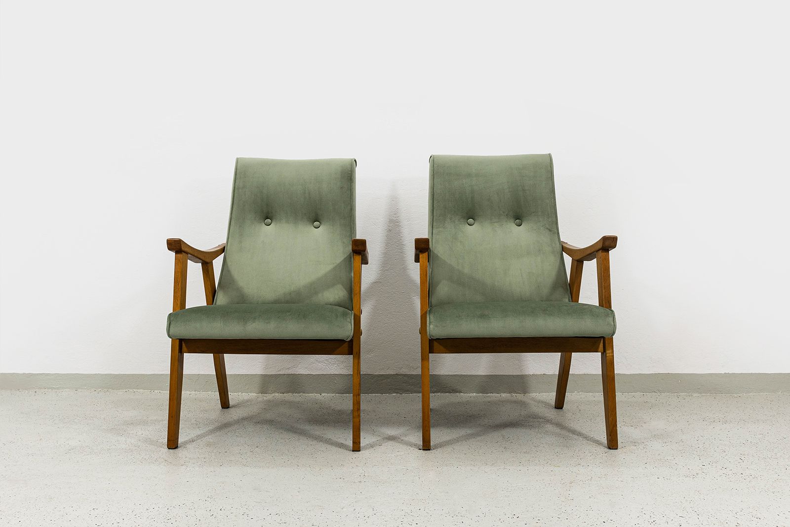 Mid Century Armchairs By Edmund Homa Gfm 18, Poland, 1960s, Set Of 2 photo buy