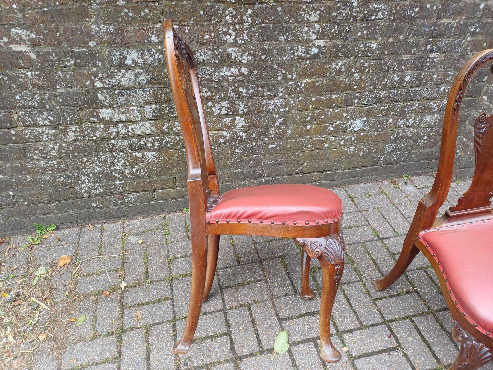 Set Of 6 Imposing Antique Style Mahogany Dining Chairs Queen Anne Chippendale Carvers Carved Cabriole Legs Red Seats photo Furniture