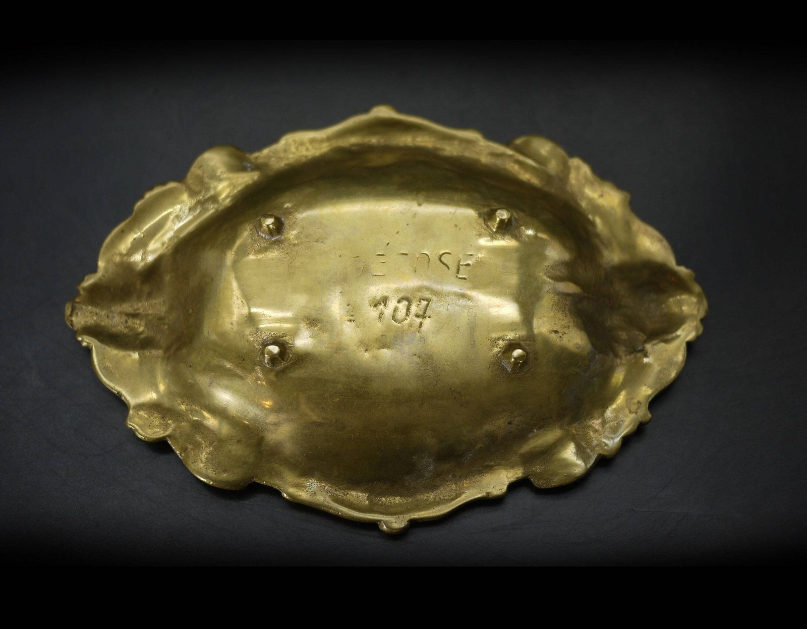photo vintage Cendrier d'époque français en bronze avec chérubins