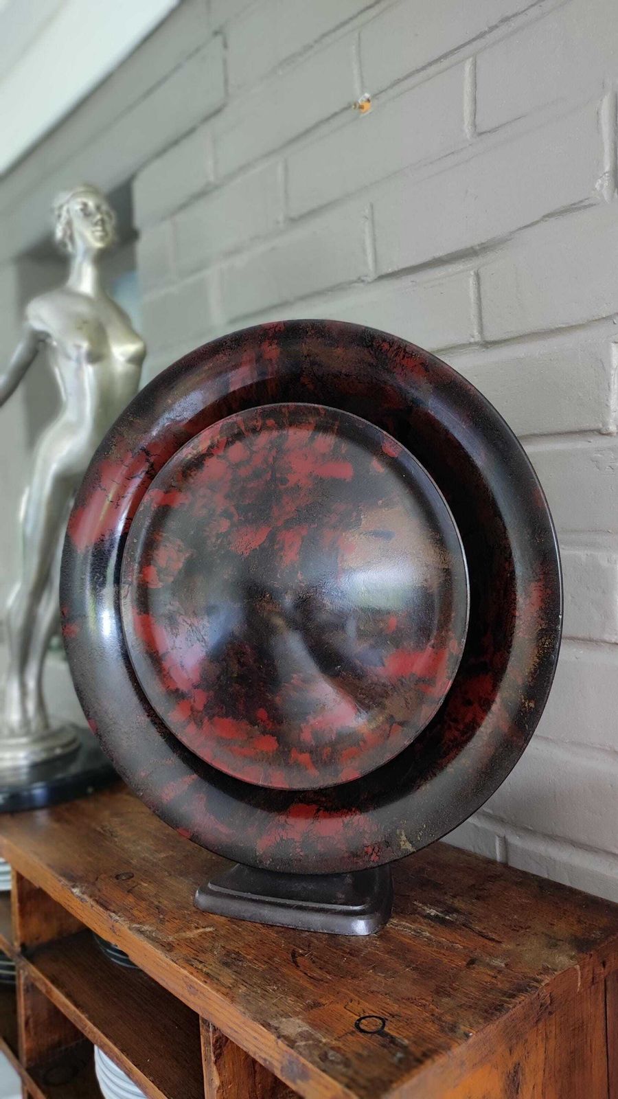Black And Red Bakelite Speaker By Louis Kalff For Philips, 1930s photo Home Decor