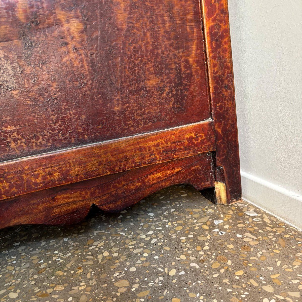 photo furniture Chinoiserie Asian Wooden Cabinet With Flowers And Birds Decor