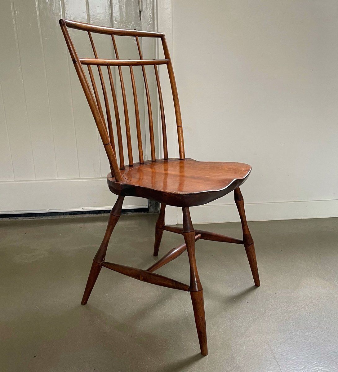 Windsor Chair, USA, 1920s photo furniture
