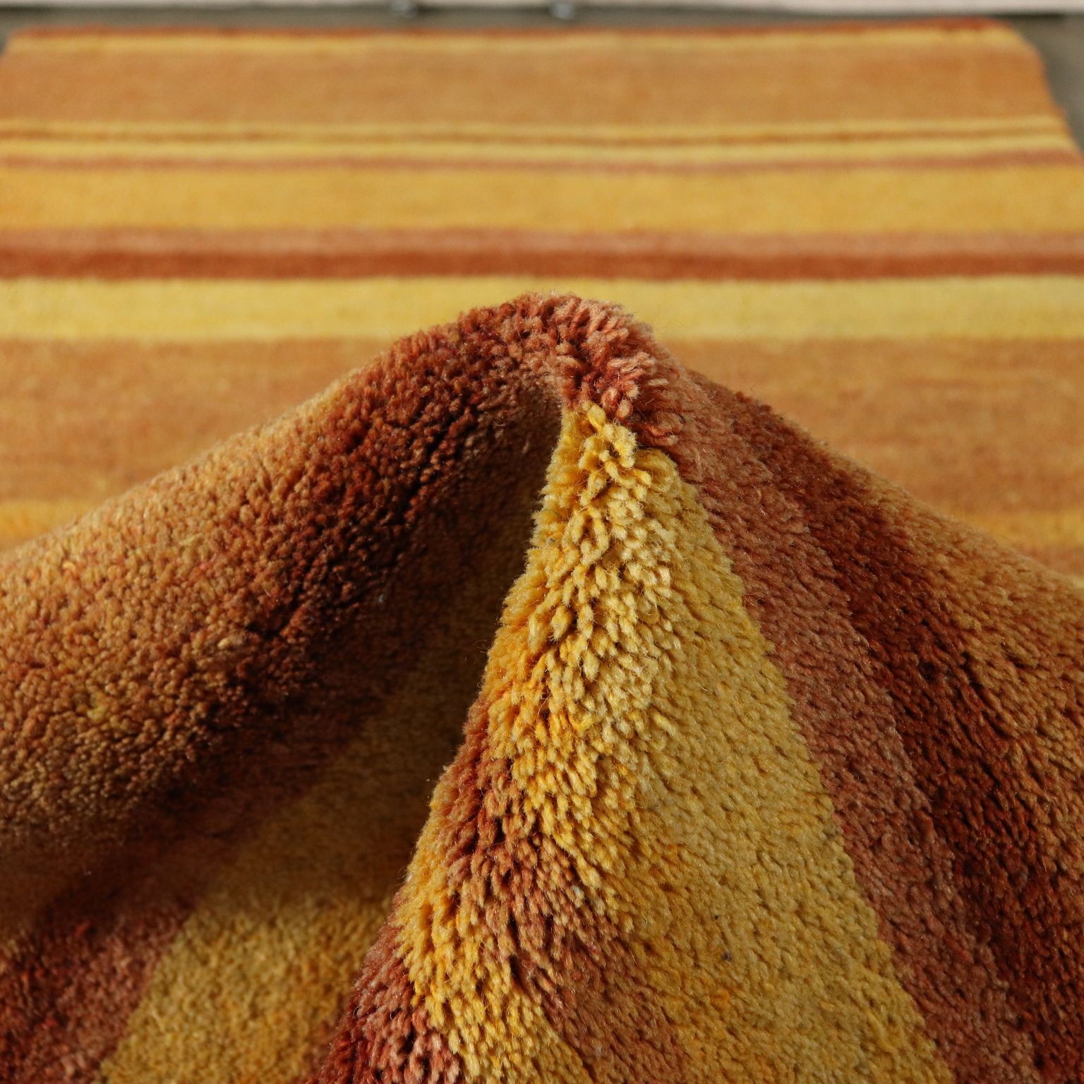 photo furniture Vintage Carpet Wool Heavy Knot 55 X 29 In