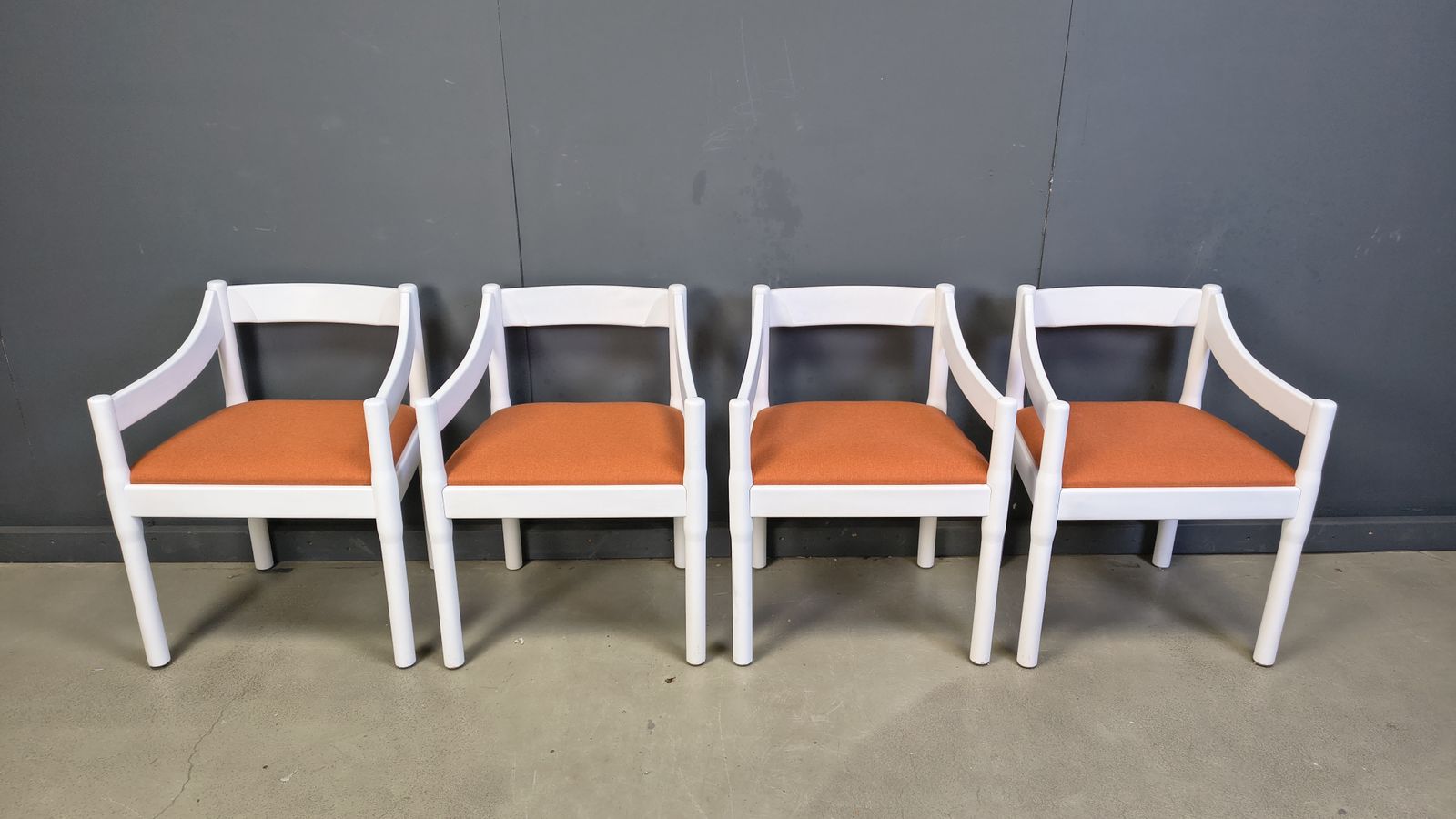 photo vintage Set Of 4 Carimate Armchairs By Vico Magistretti, 1960s