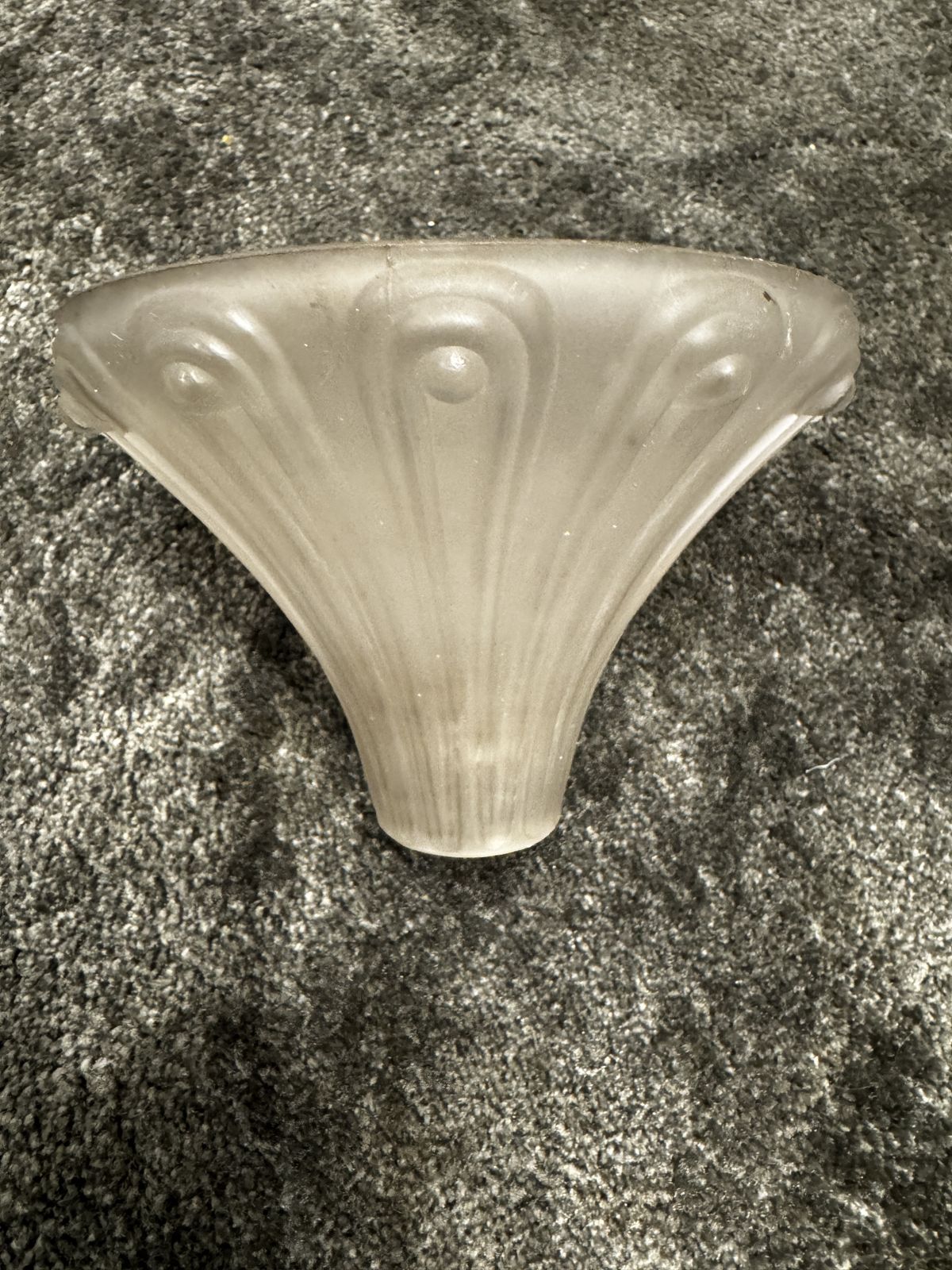 A R.Lalique Acanthes Chandelier photo vinterior