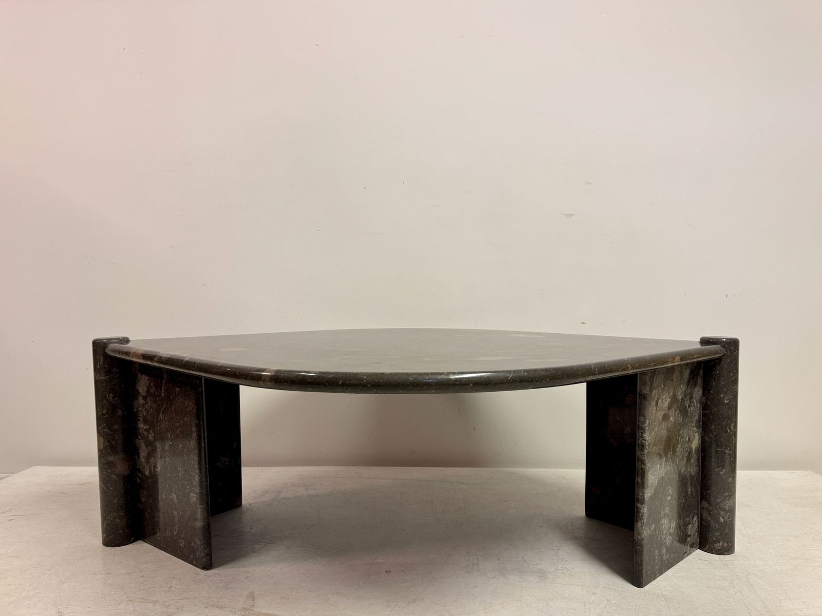 1980s Sculptural Eye Shaped Coffee Table In Fossil Marble photo furniture