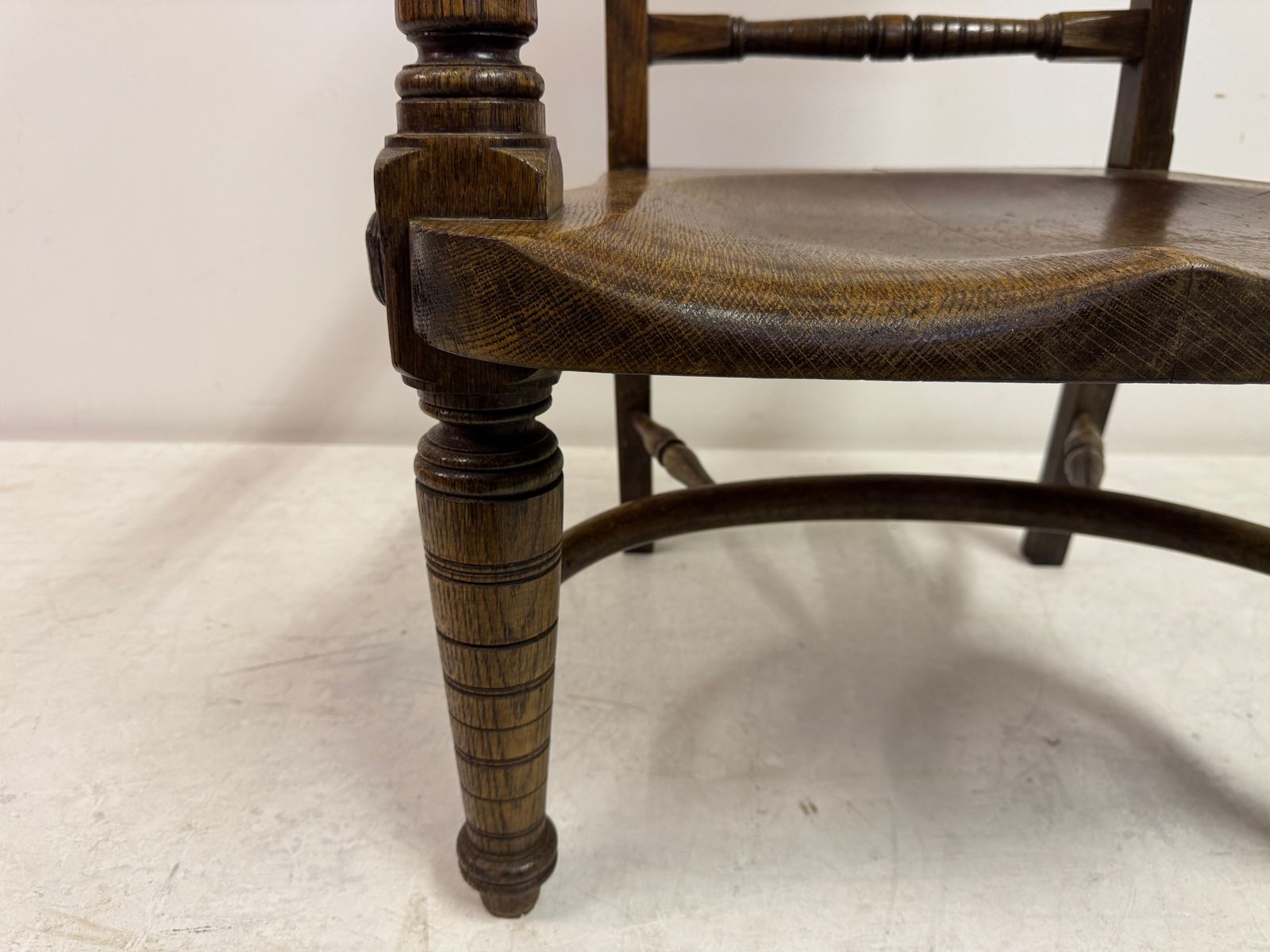 Early 20th Century Arts And Crafts Oak Armchair With Saddle Seat photo vinterior