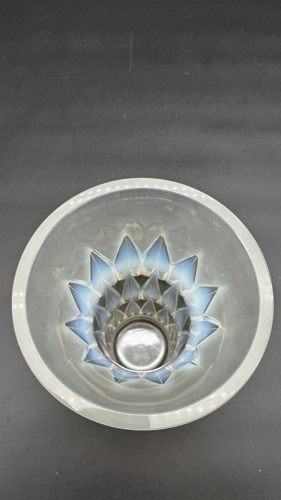 An Opalescent Feuilles Vase By R.Lalique photo Home Decor