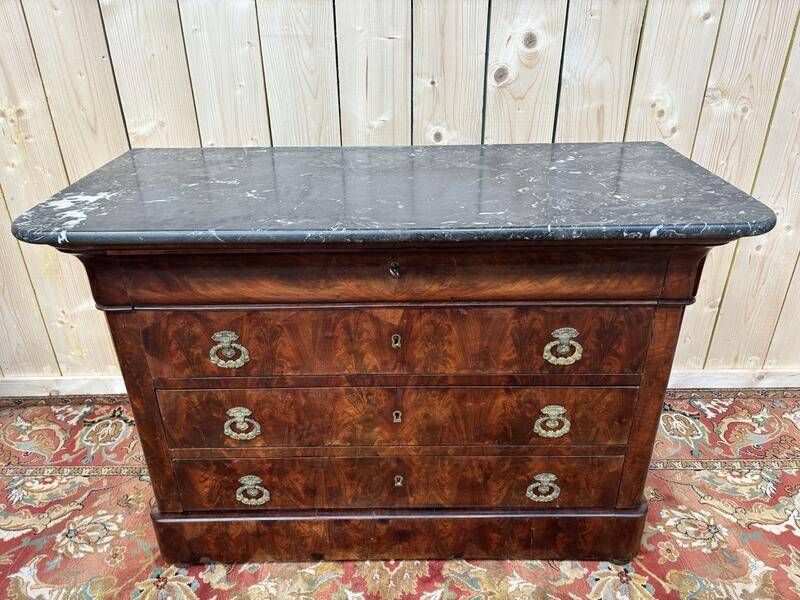 Restoration Period Chest Of Drawers In Flame Mahogany Veneer photo for sale