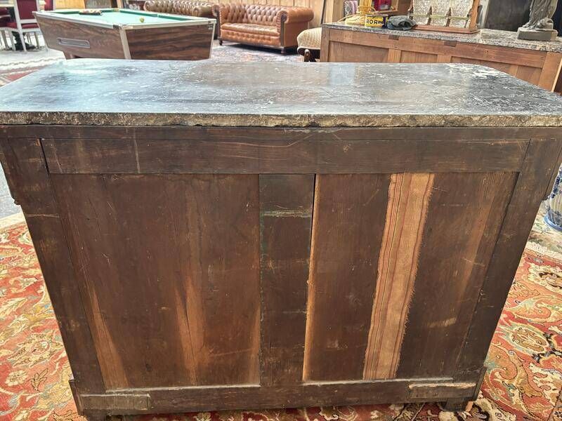 Restoration Period Chest Of Drawers In Flame Mahogany Veneer photo vinterior