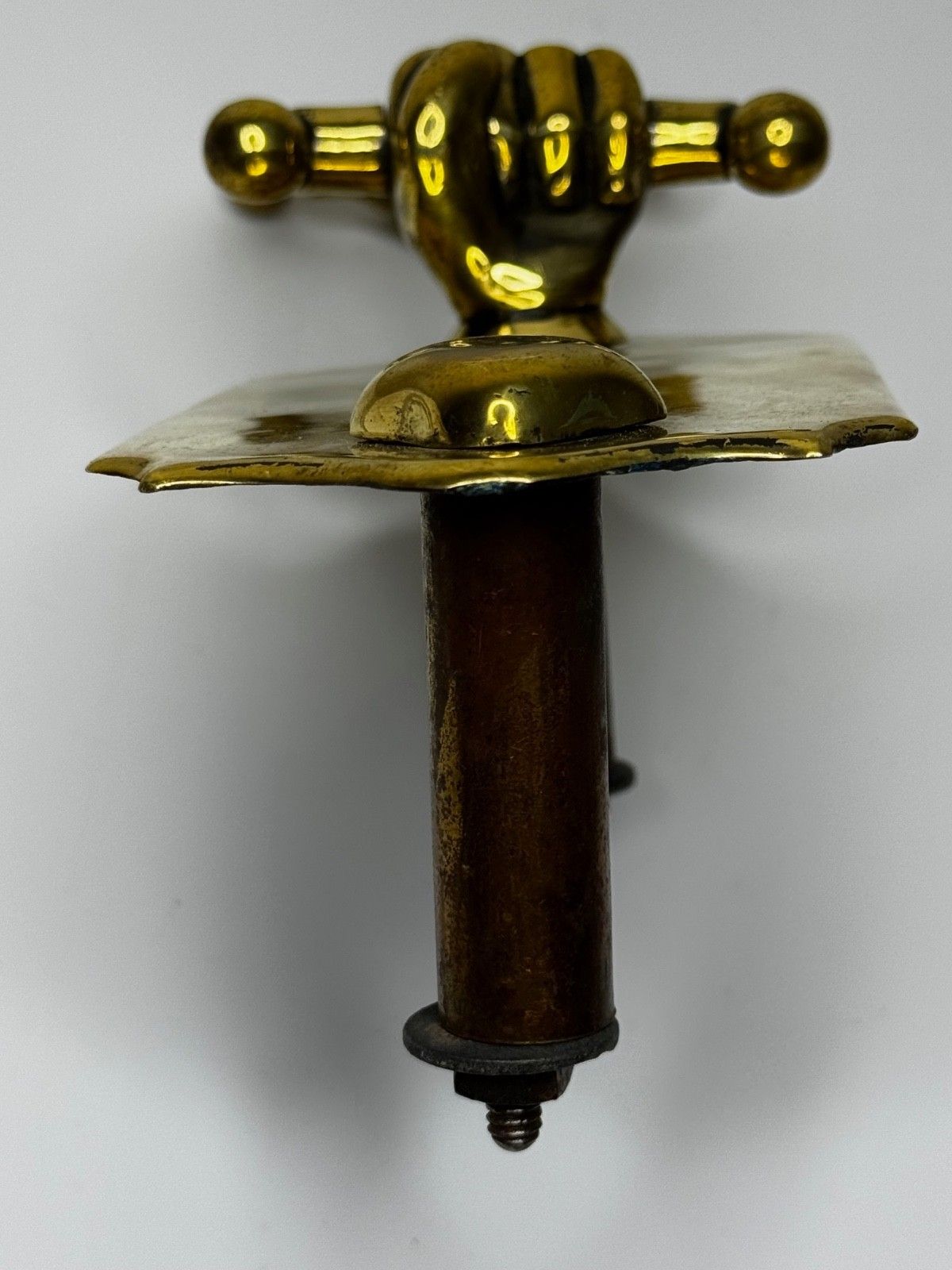 photo furniture Victorian Brass Doctor’s Door Knocker Hand Holding Bar & Scallop Shell