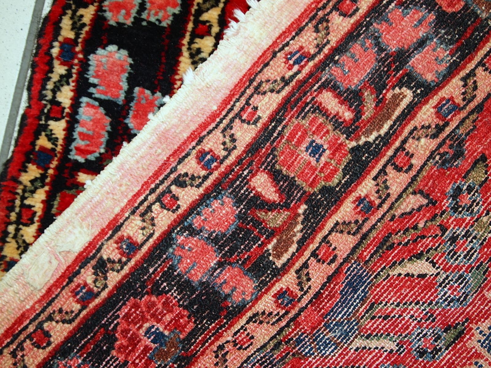 Textiles Handmade Antique Floral Wool Runner — 84 × 712 Cm — 1910s photo