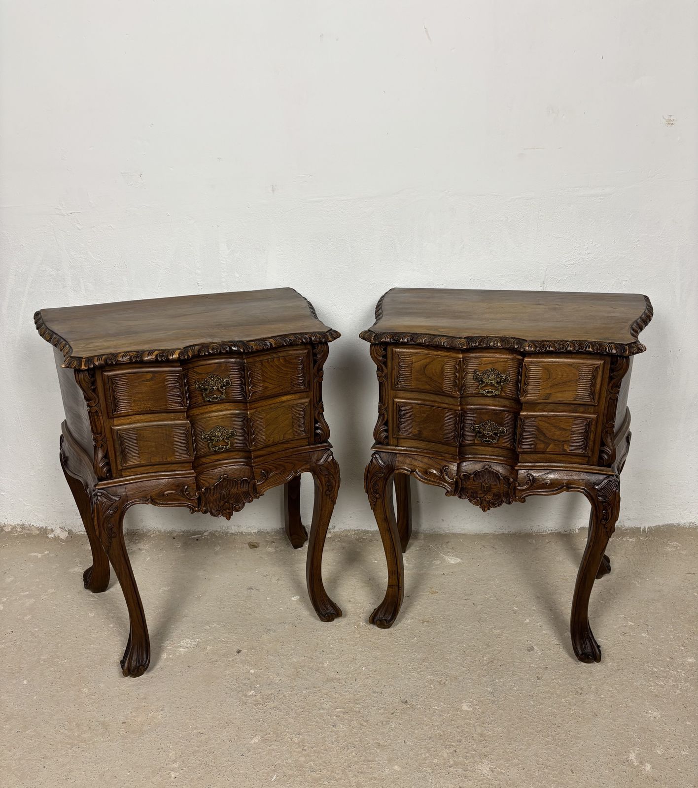 Pair Of Spanish Carved Louis XV Style Bedside Tables In Oak, Early 20th Century photo 2660.0