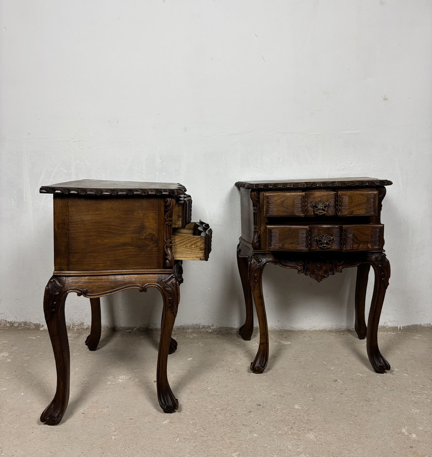 Pair Of Spanish Carved Louis XV Style Bedside Tables In Oak, Early 20th Century photo buy