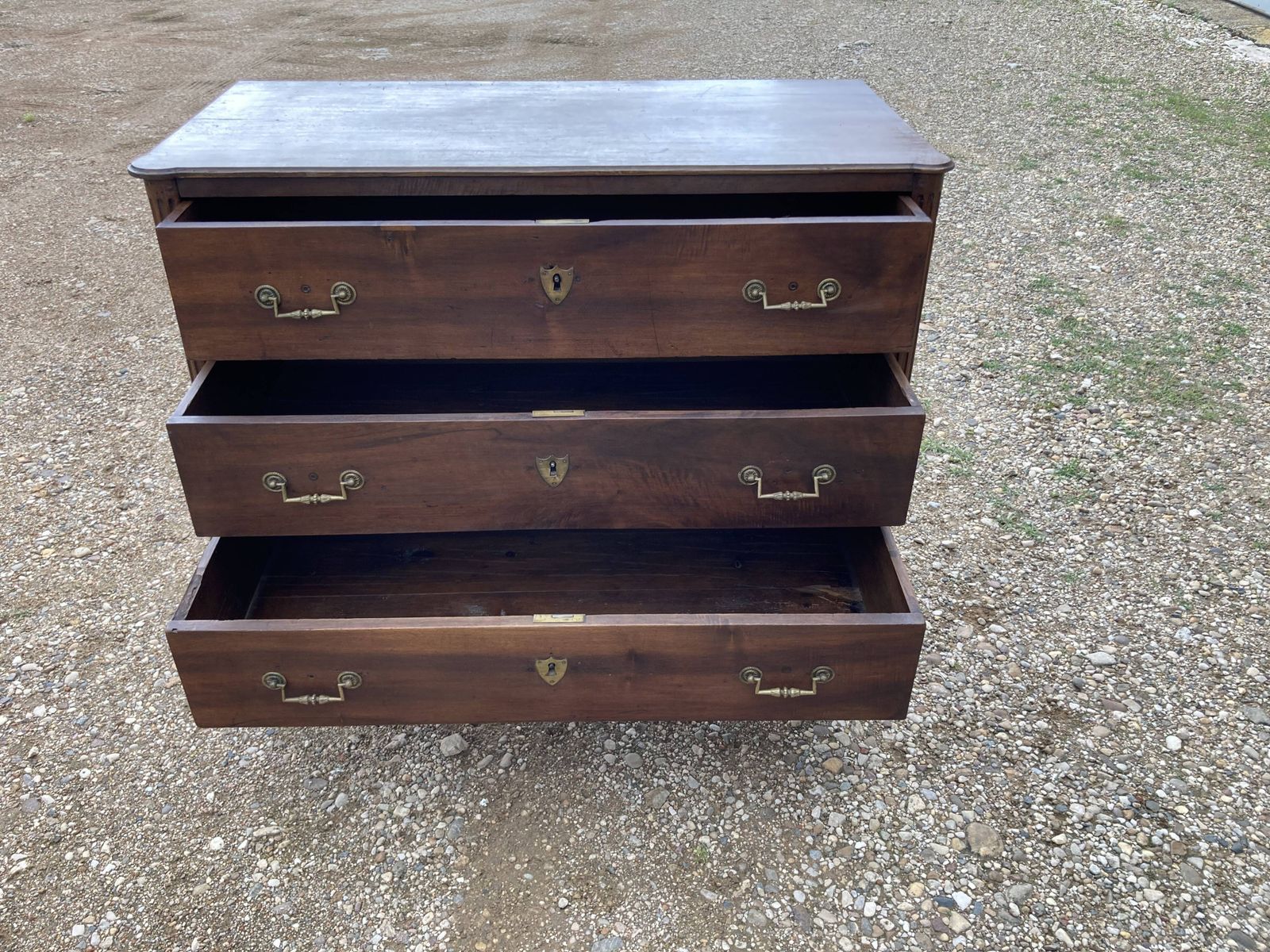 photo vinterior Louis XVI Chest Of Drawers In Walnut