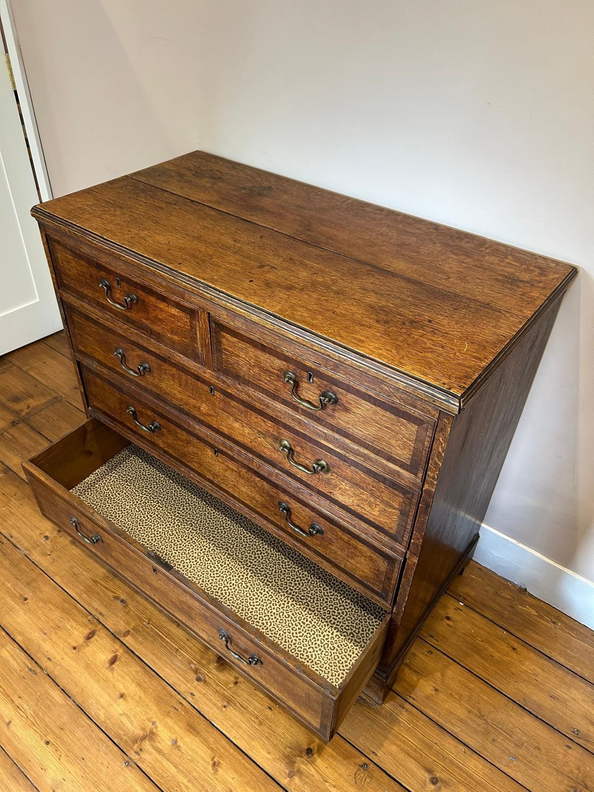 Furniture Antique Mahogany Chest Of Drawers photo