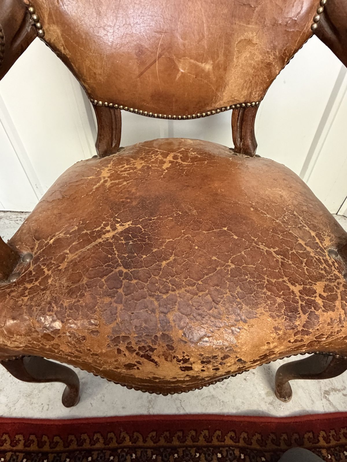 Antique English Leather Armchair C.1900 – Louis XV / Queen Anne Revival photo vintage