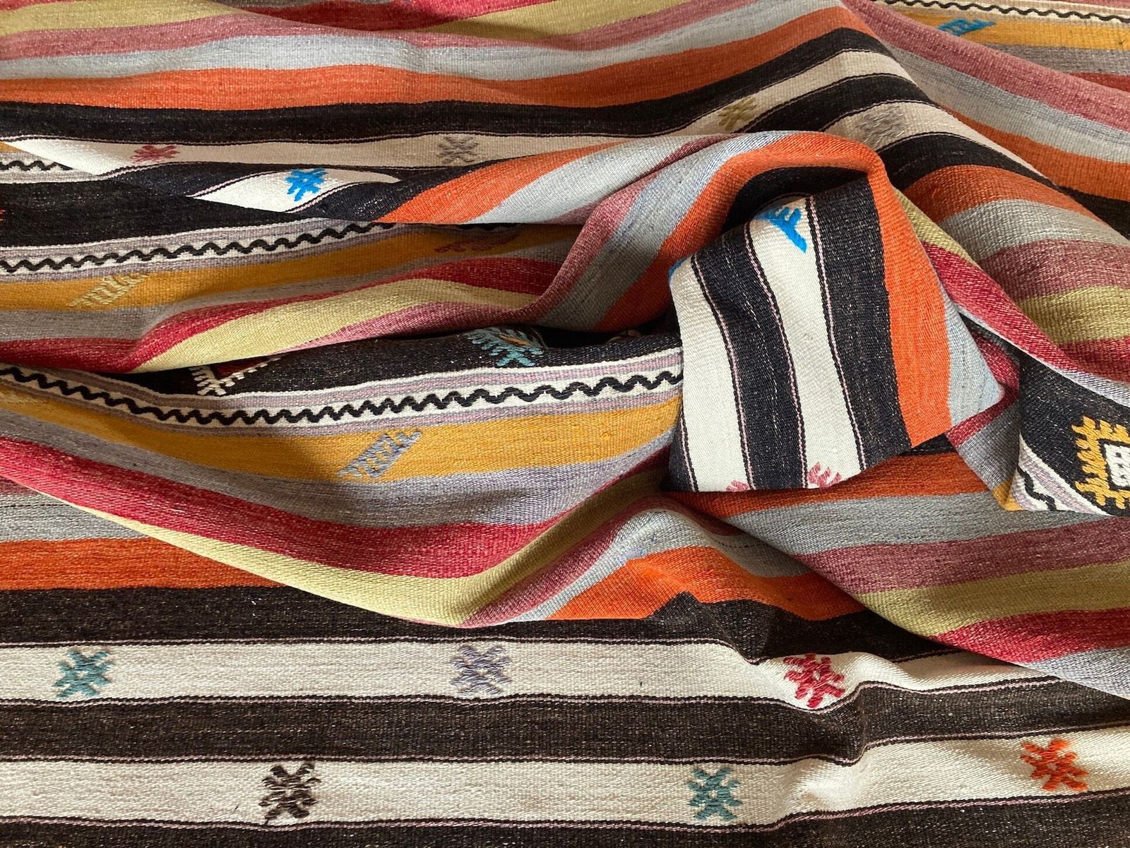 photo vintage Vintage Anatolische Kilim 3,15m x 1,94m