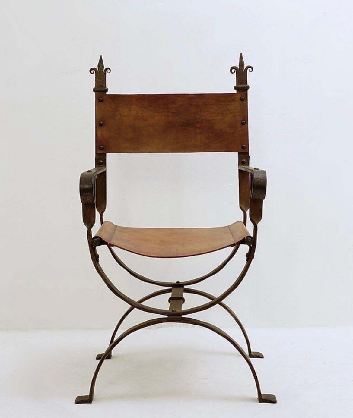 photo furniture Brutalist Curule Armchair In Wrought Iron And Leather, Antique, 1950