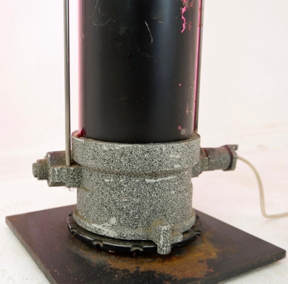 photo furniture Industrial Pink Column Floor Lamp, Metal, Vintage Style, Circa 1960