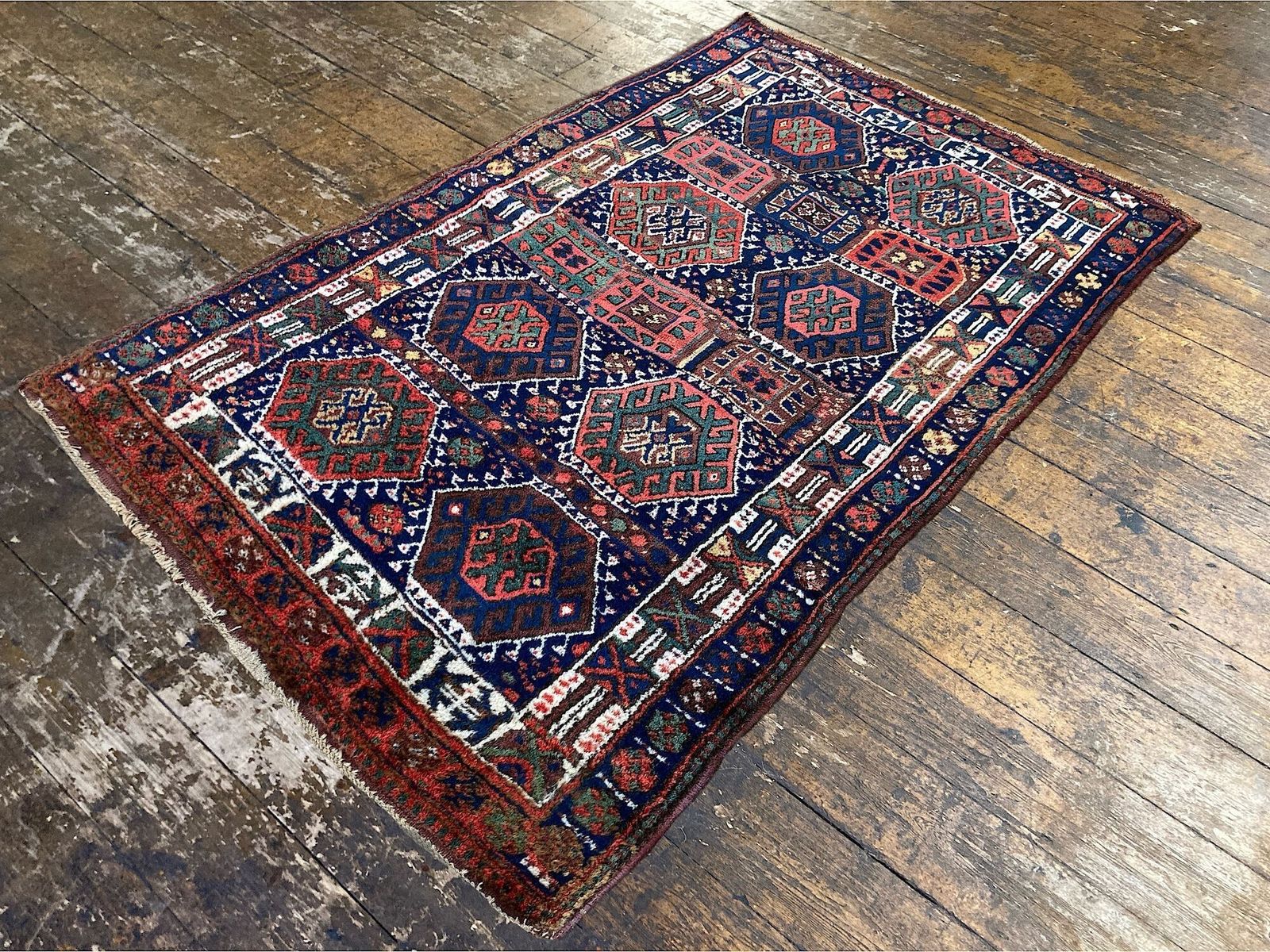 Antique Kurdish Rug 1.92m X 1.19m photo 1900.0