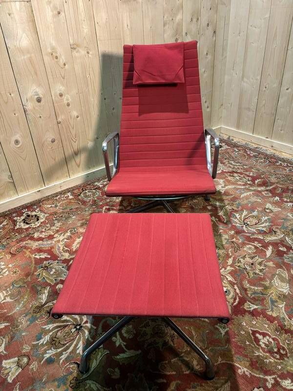 Charles Eames Bauhaus Aluminum Armchair And Ottoman photo vinterior
