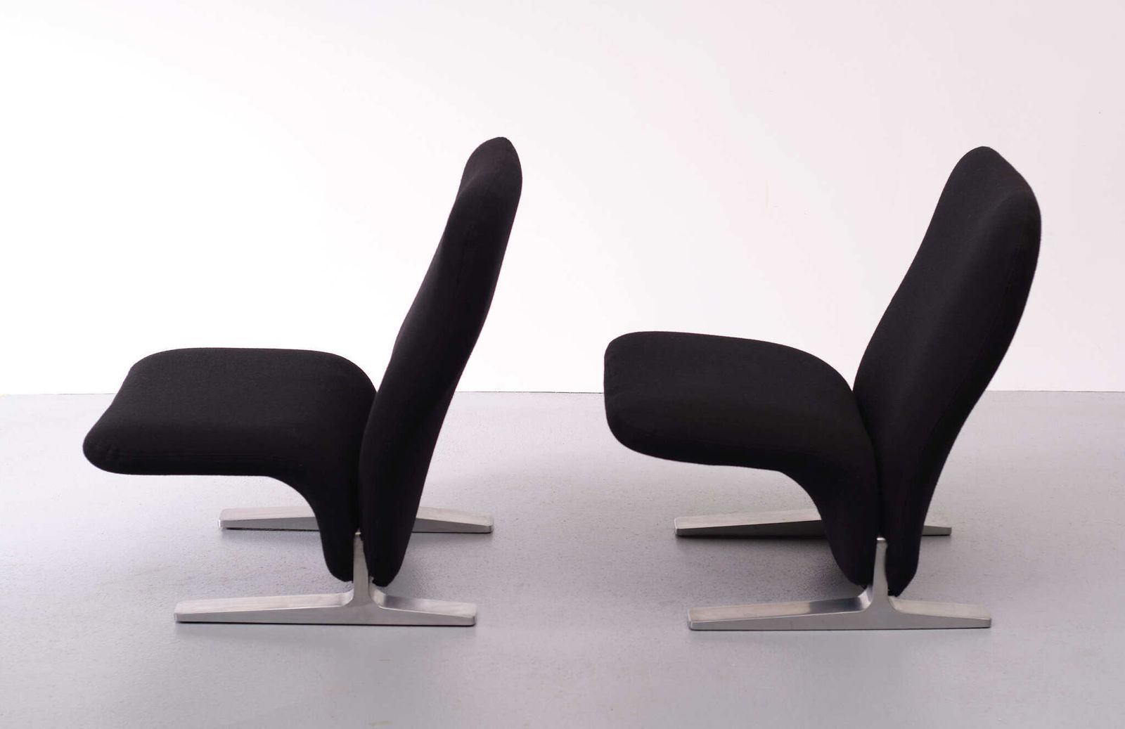 2598.0 F780 Concorde Lounge Chairs Van Pierre Paulin Voor Artifort, Opnieuw Bekleed photo