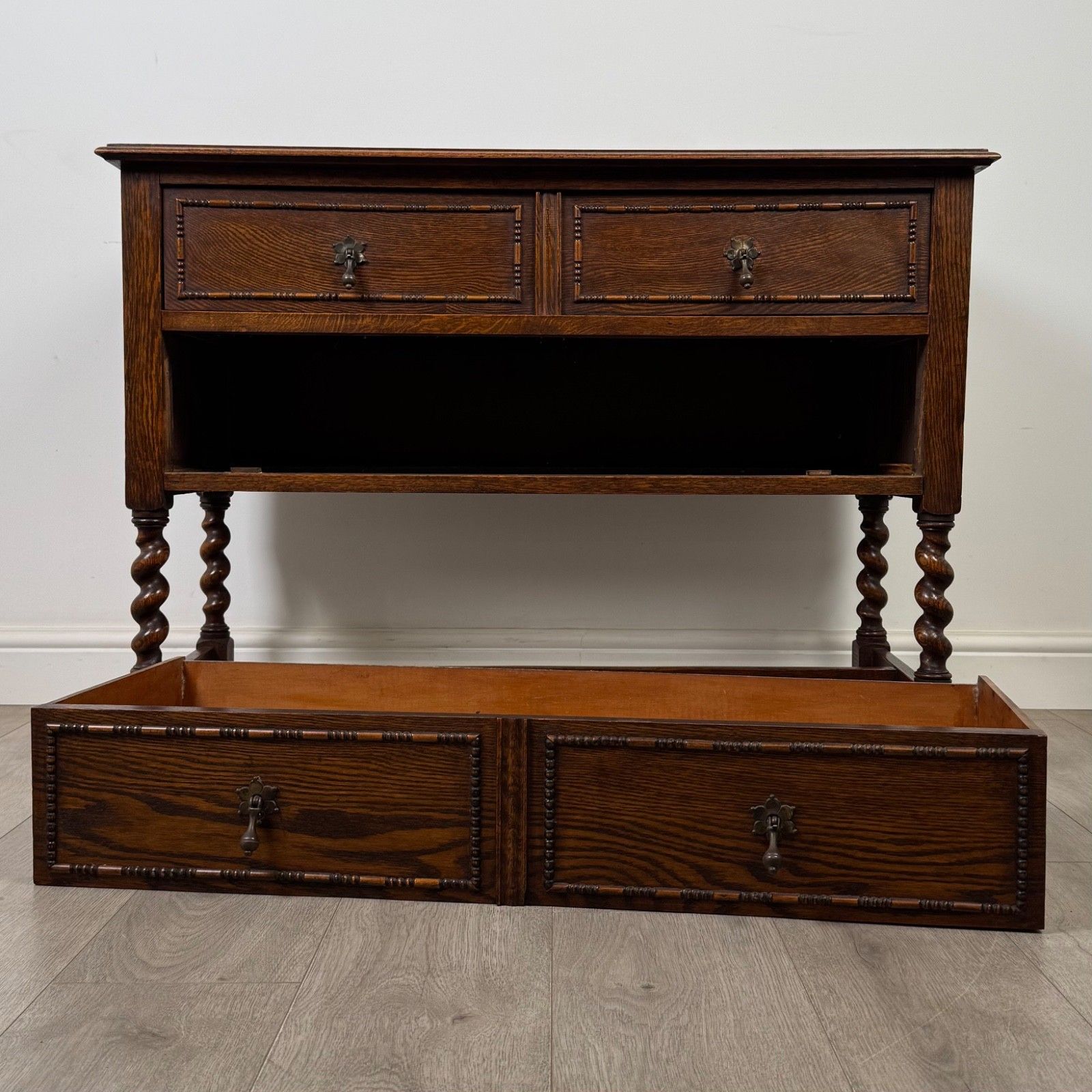 photo for sale Antique 20th Century Jacobean Style Chest Of Drawers In Oak ( Af 5776 )