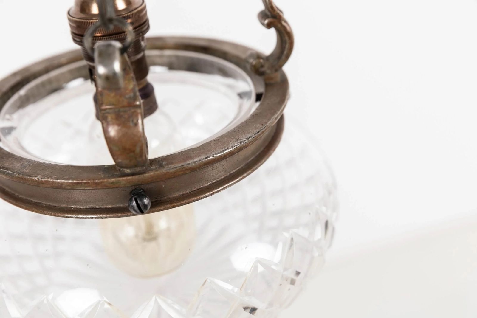 Diminutive Edwardian Cut Glass Pendant Light photo vinterior