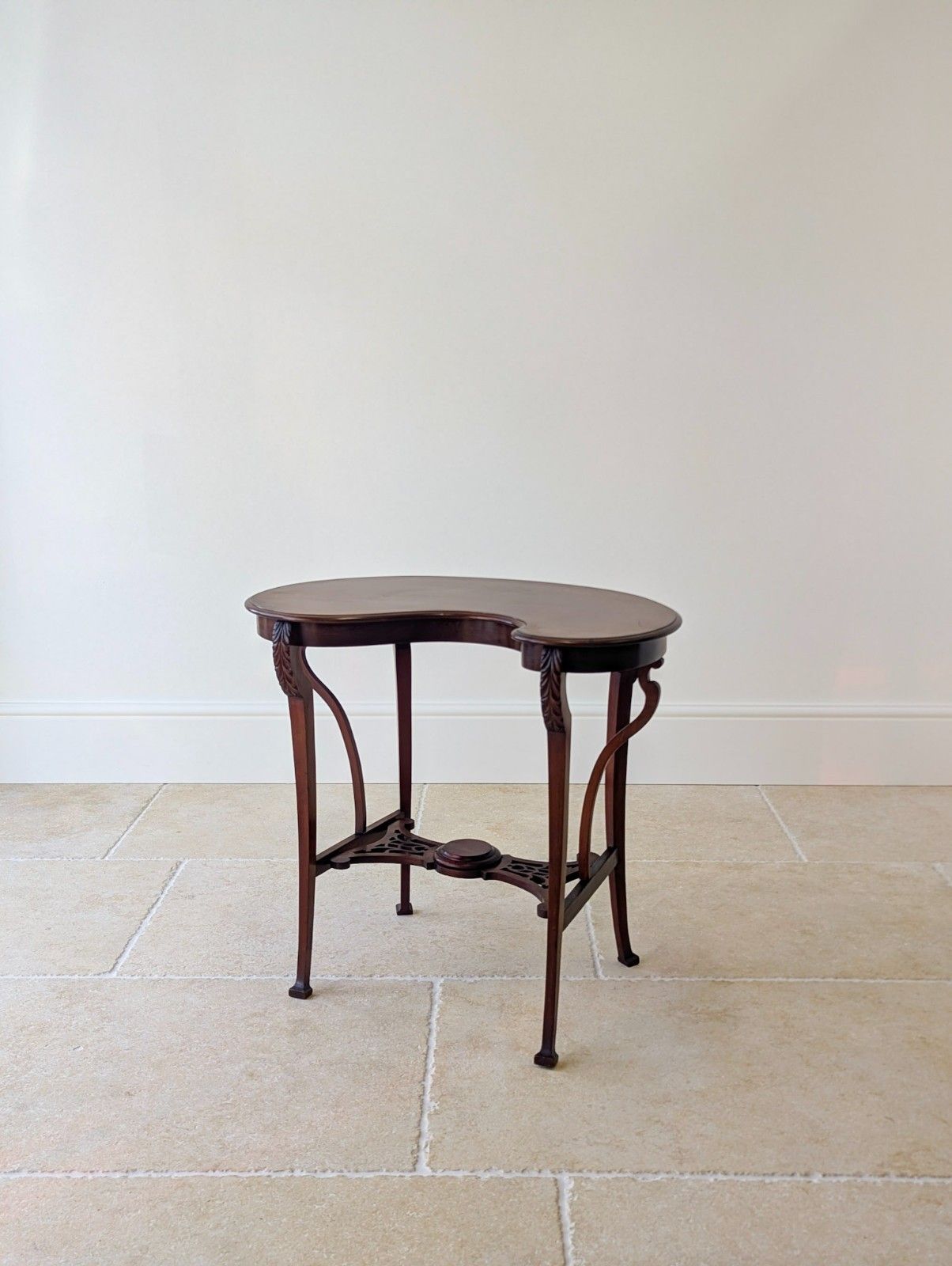 Antique Edwardian Art Nouveau Mahogany Side Table C.1900 photo 395.0
