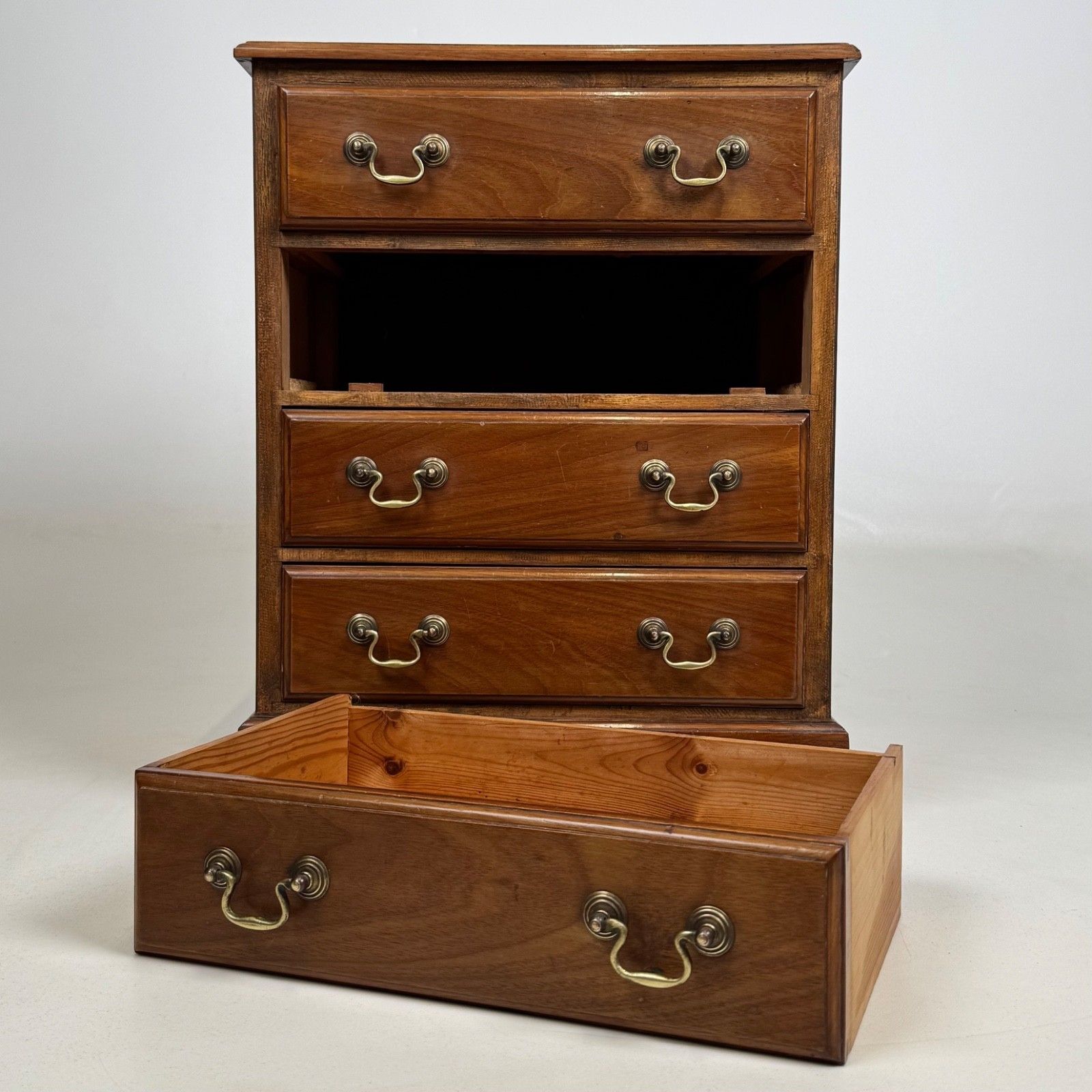 photo for sale Antique 20th Century Small Chest Of Drawers In Mahogany ( Af 5792 )