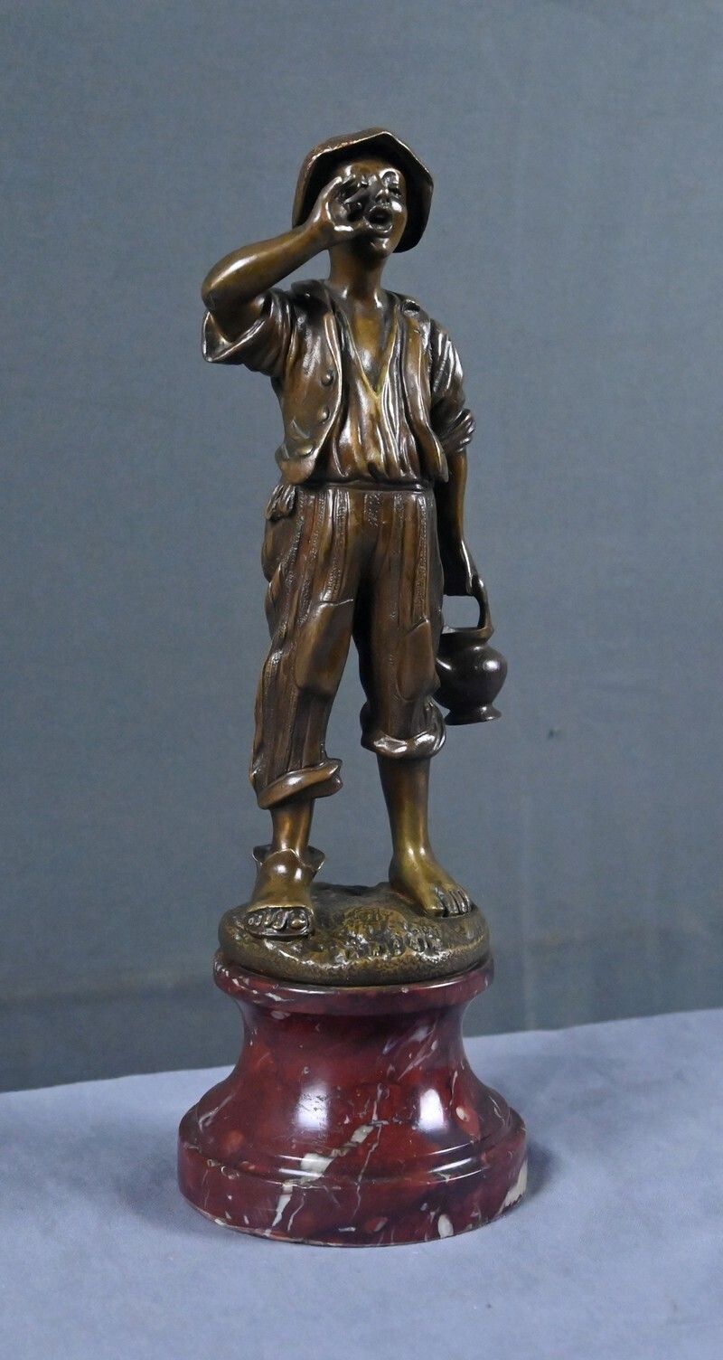 Bronze Sculpture "The Little Water Carrier" Signed Dubois – Late 19th Century photo for sale
