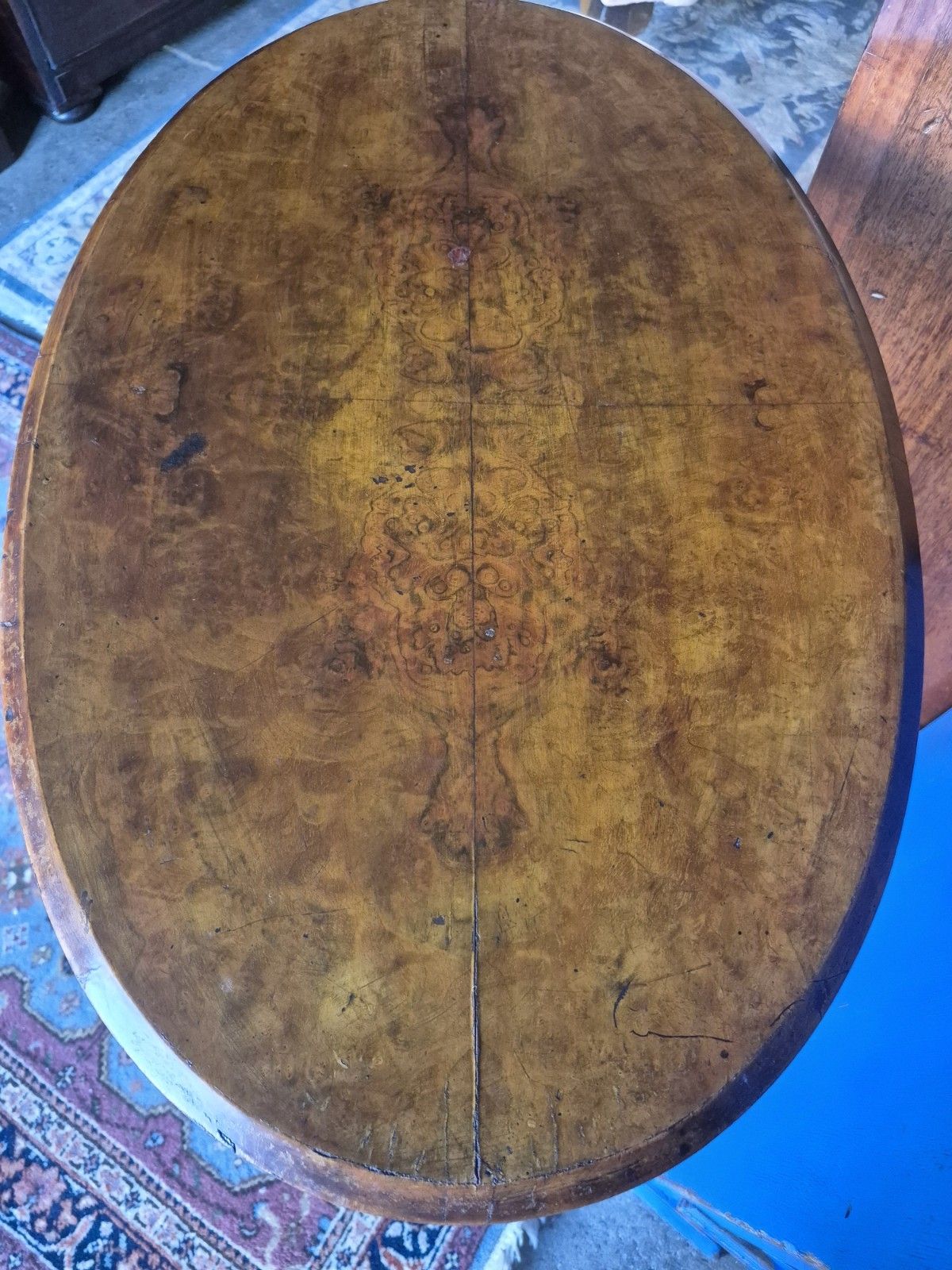 Fabulous Quality Early Victorian Burr Walnut Quater Veneered Oval Top Lamp Table photo vinterior