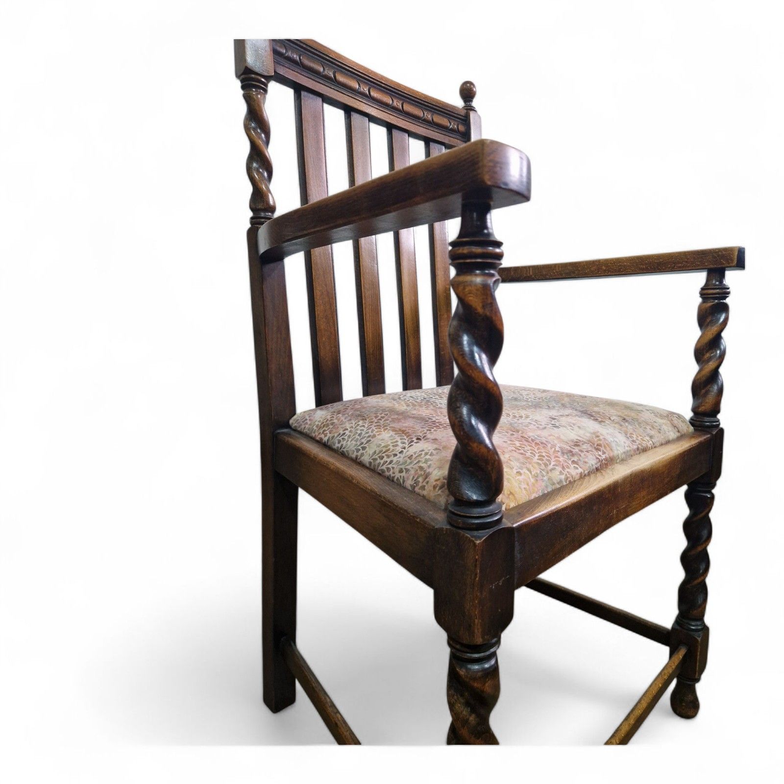 photo furniture Antique Oak Barley Twist Carver Chair Farmhouse Armchair Spiral Turned Chair