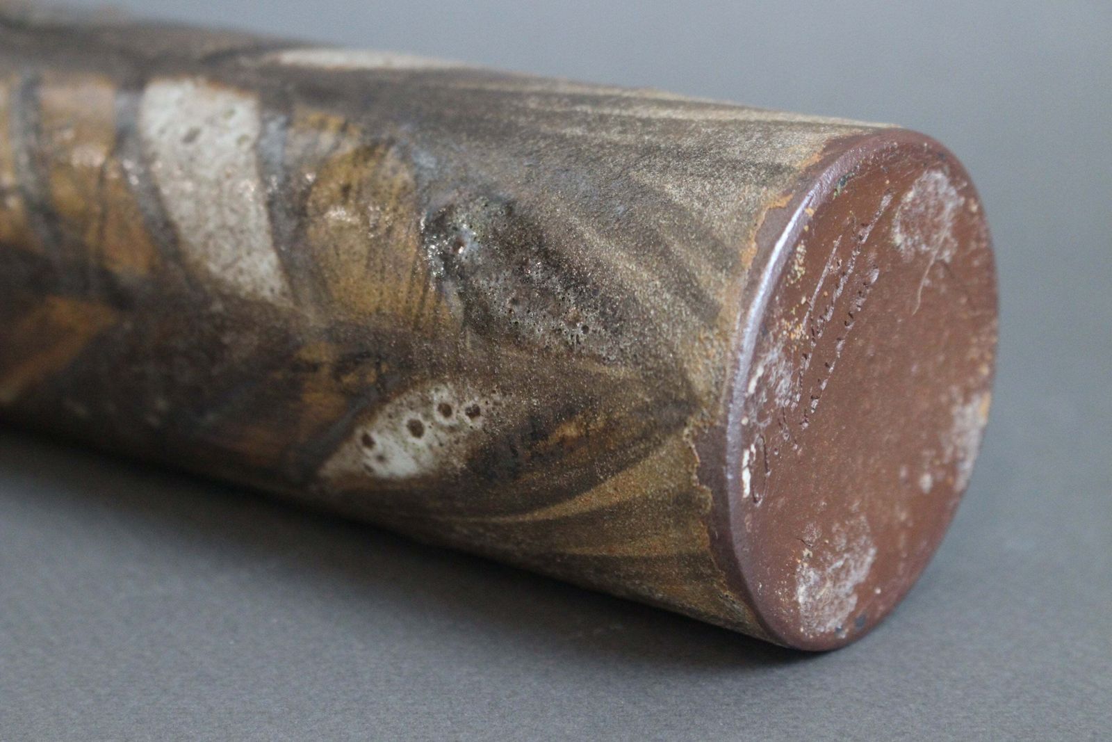 photo vinterior Mid Century French Ceramic Flower Vase By Alexandre Kostanda (Circa 1960s)