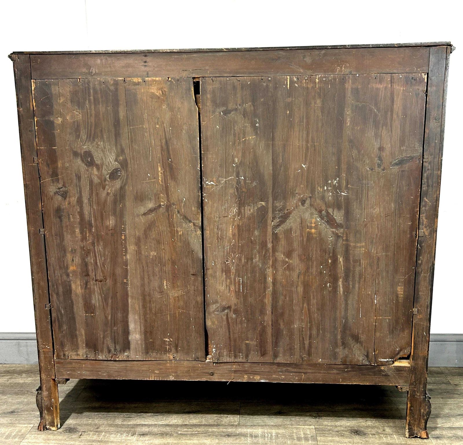 photo vintage Huge Antique Georgian Mahogany Chest Of Drawers C1800.
