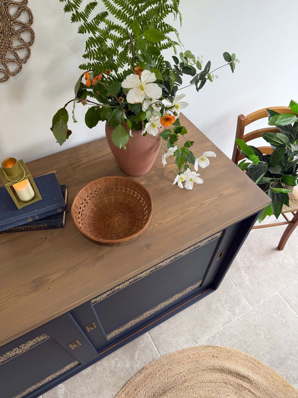 Freestanding Vintage Sliding Door Sideboard Painted Navy Blue And Gold photo 725.0