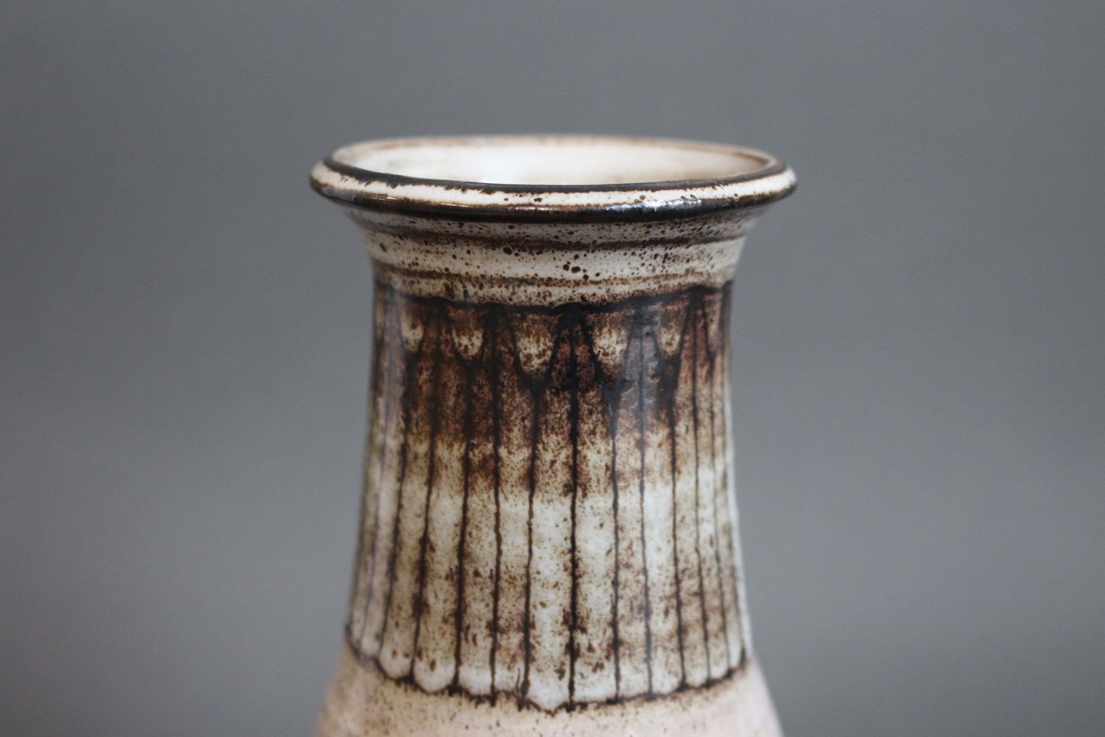 photo buy Mid Century French Ceramic Vase By Jacques Pouchain   Atelier Dieulefit (Circa 1960s)