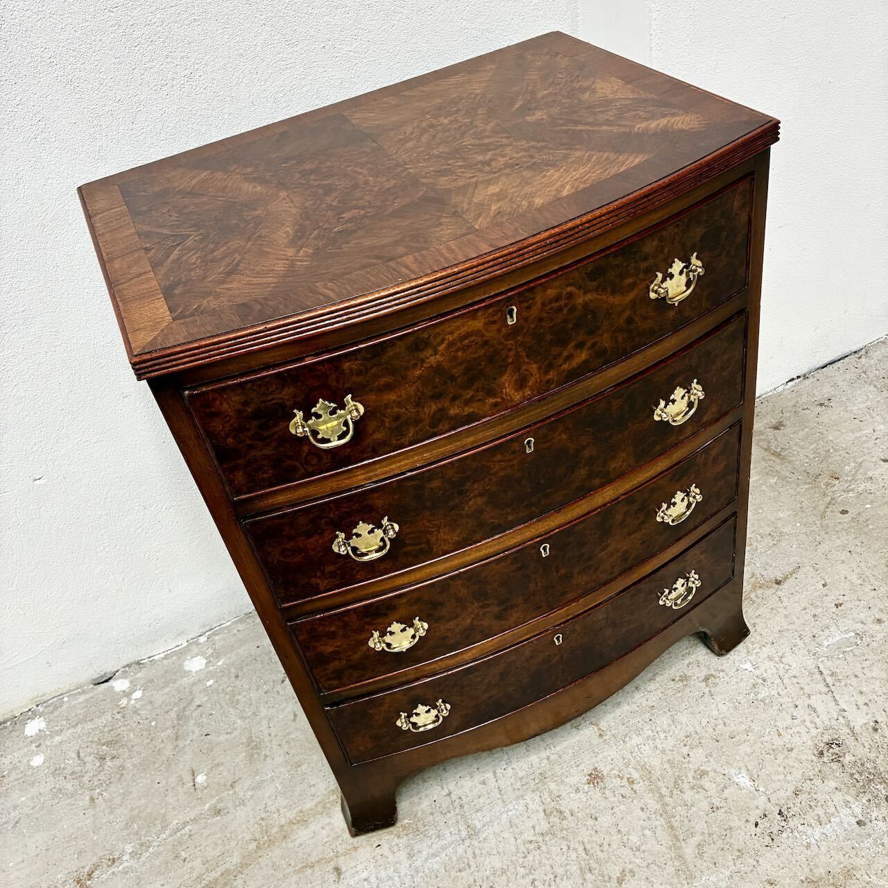 Georgian Style Chest Of Drawers photo vinterior