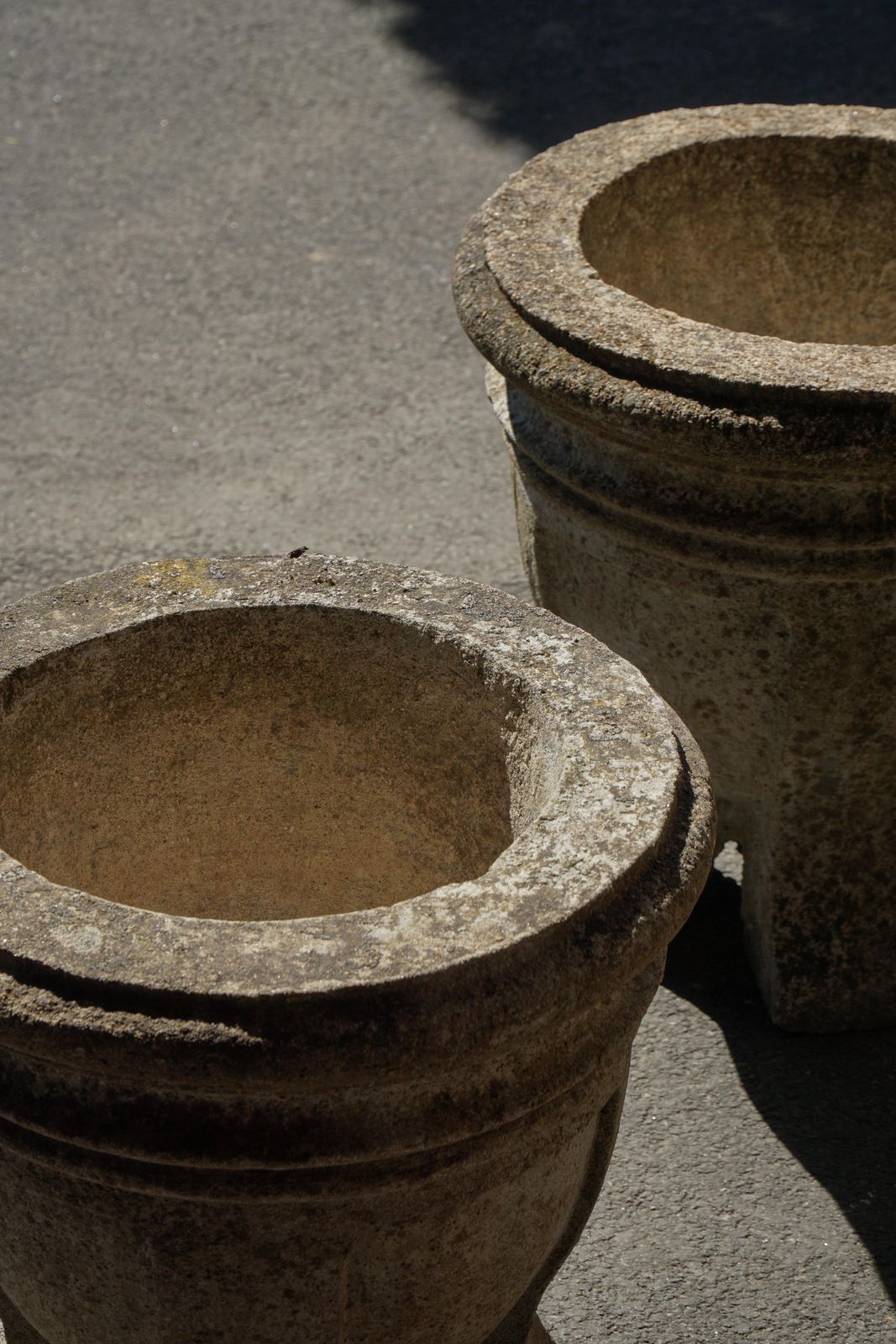 Pair Of French Mid Century Cast Stone Garden Urns / Jardinières, 1950s photo vintage