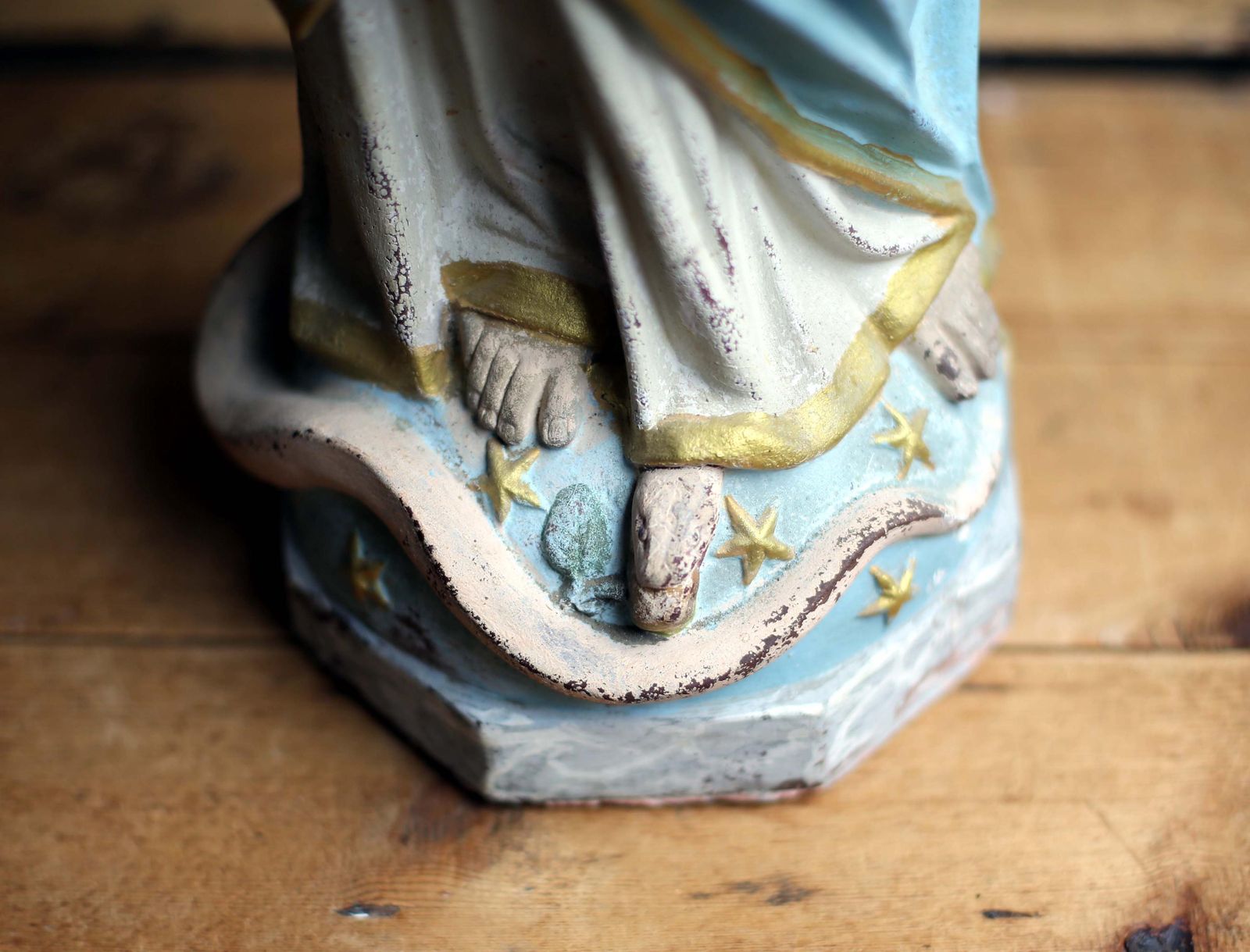 photo vinterior Large Antique French Virgin Mary Statue Polychrome Praying Madonna